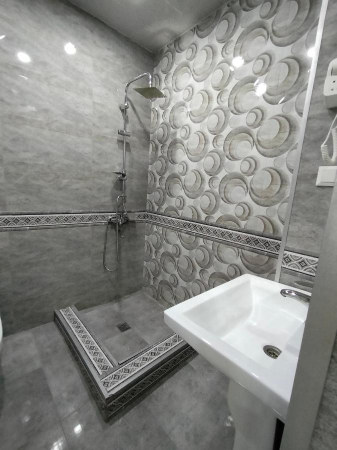 Hotel New Star Tbilisi Esterno foto