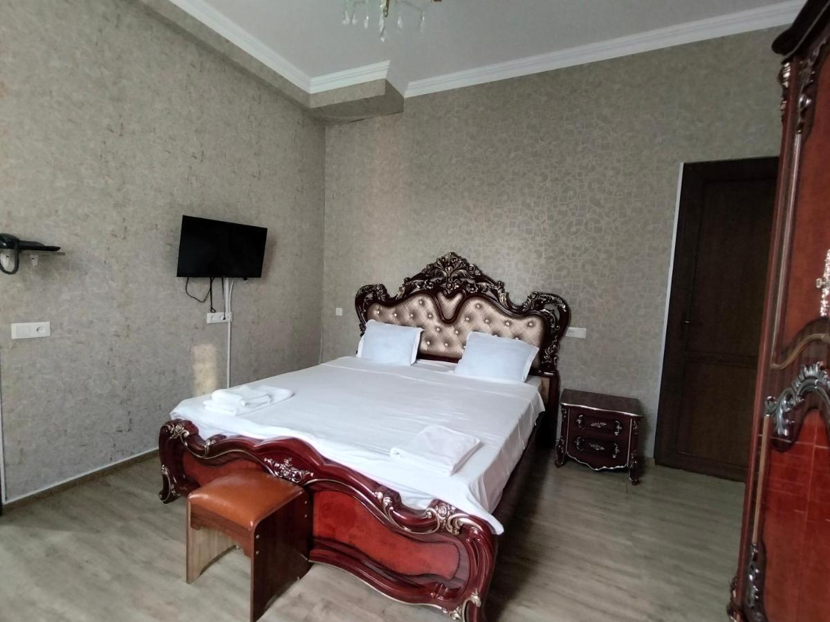 Hotel New Star Tbilisi Esterno foto