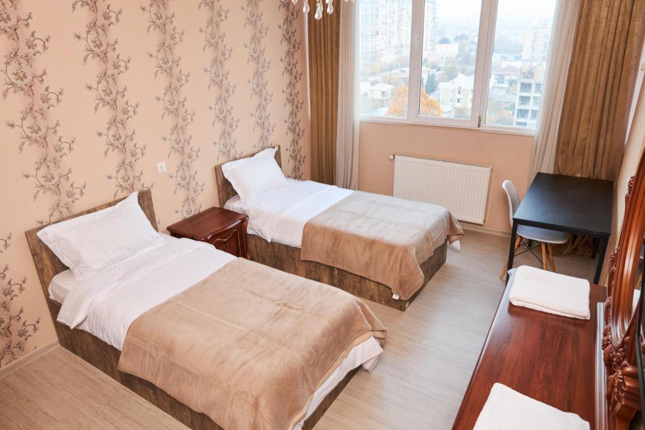 Hotel New Star Tbilisi Esterno foto